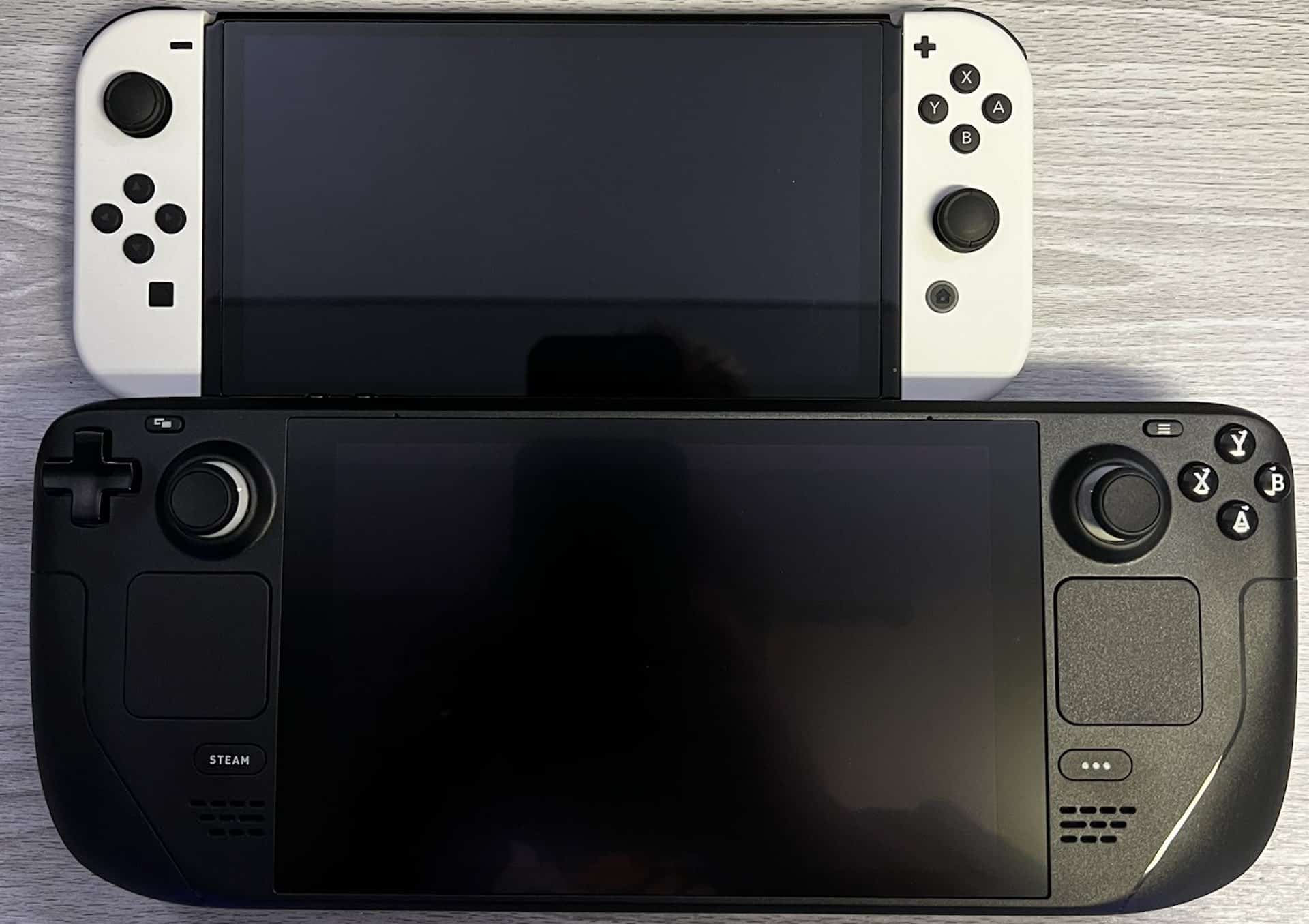 Taille Nintendo Switch OLED et Steam Deck